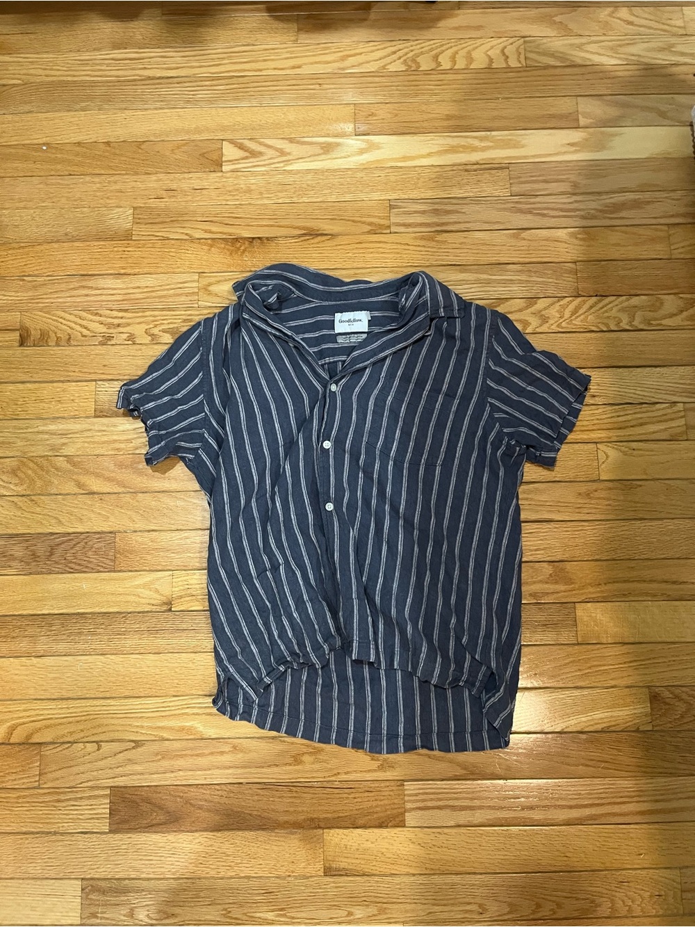 Goodfellow & Co Navy and White Striped Short-Sleeve Button-Up Shirt